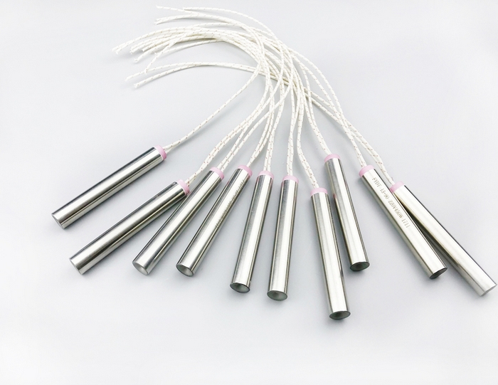 经缩管机缩管使电热丝与空气绝缘,中心位置不发生偏移而碰及管